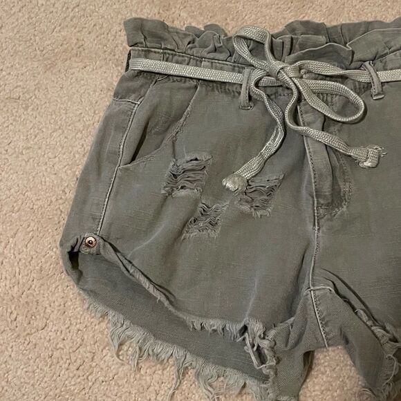 Dance Marvel Army Green Cargo Shorts - Picture 3 of 8